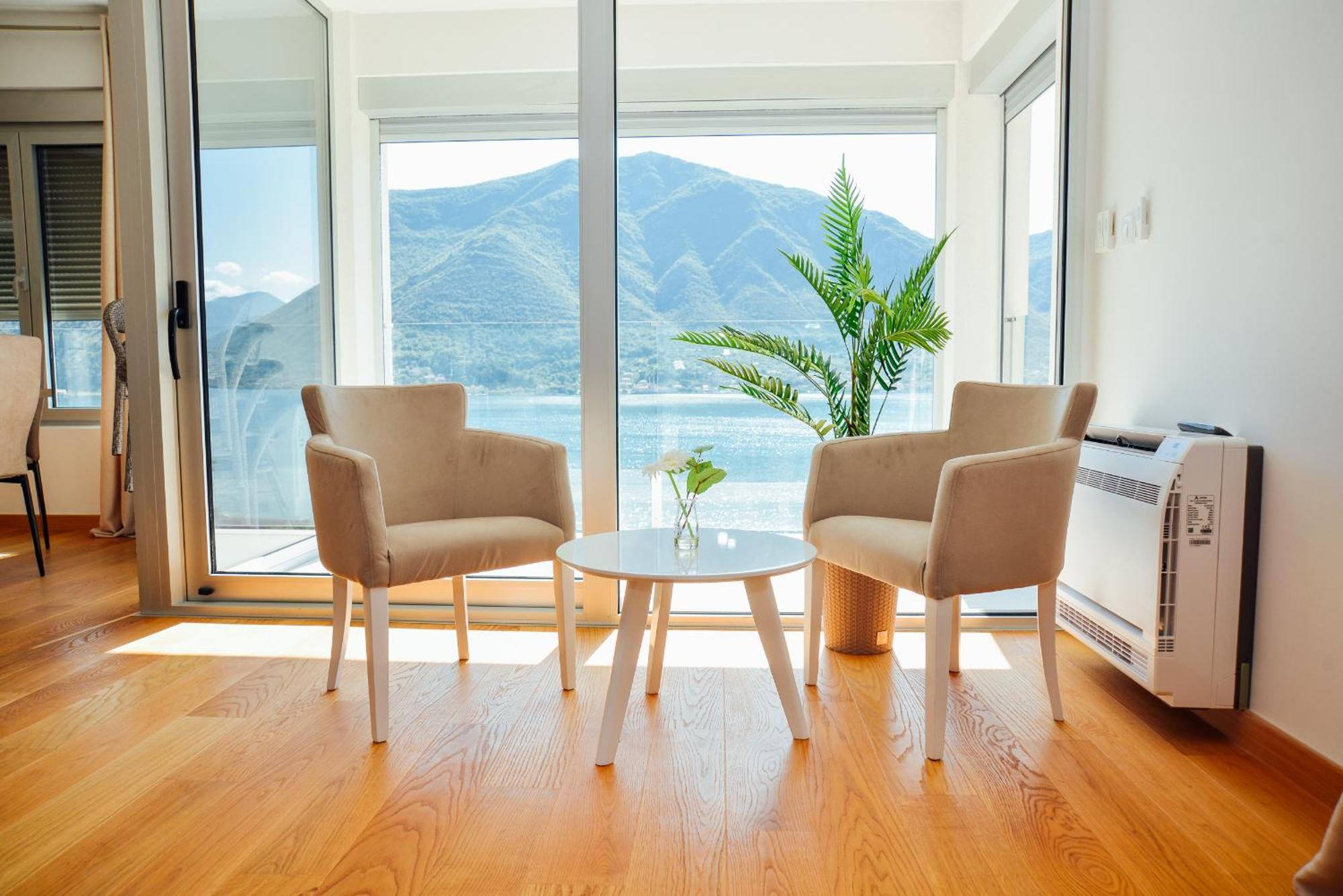 קוטור Sea View Apartment For 4 מראה חיצוני תמונה