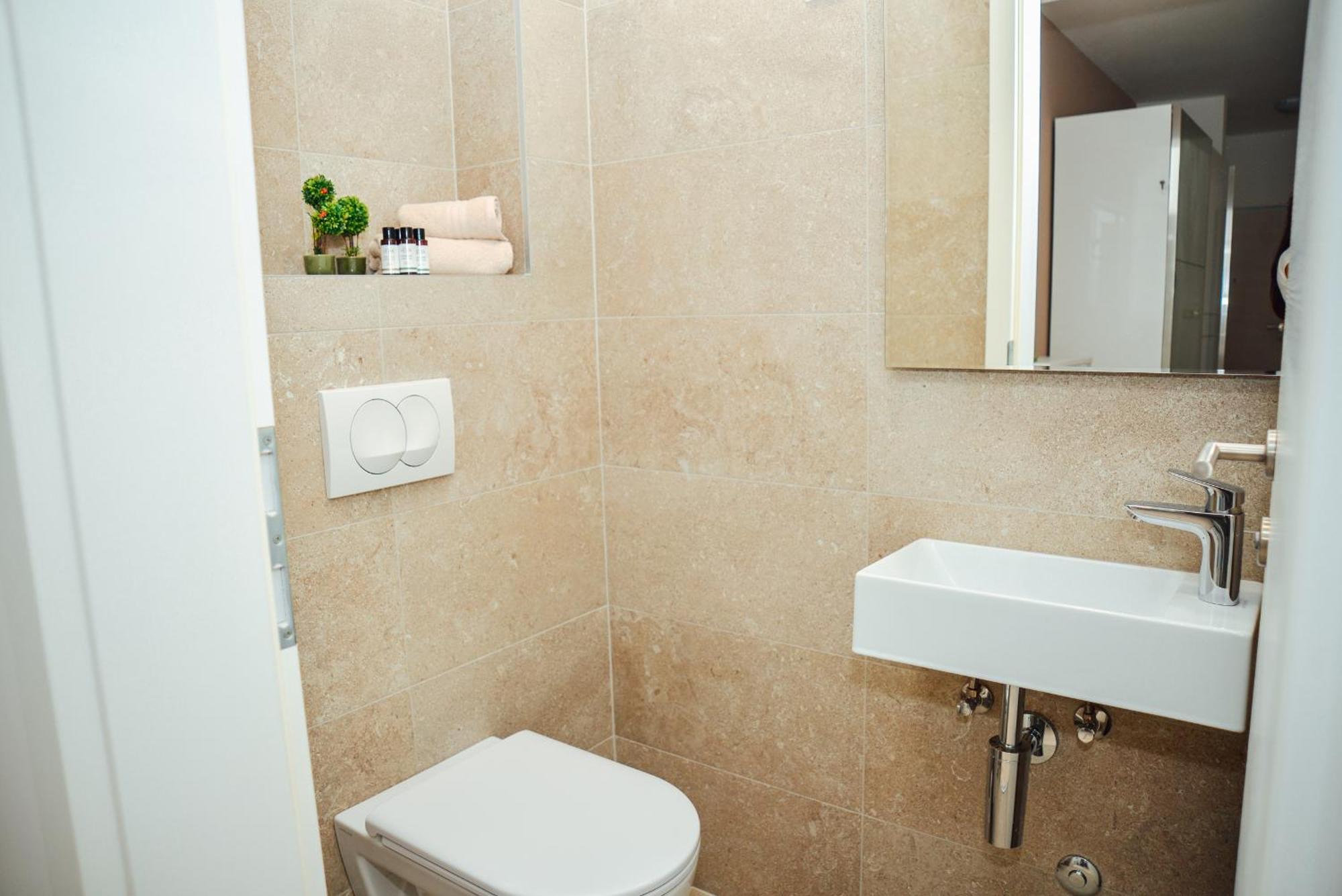 קוטור Sea View Apartment For 4 מראה חיצוני תמונה