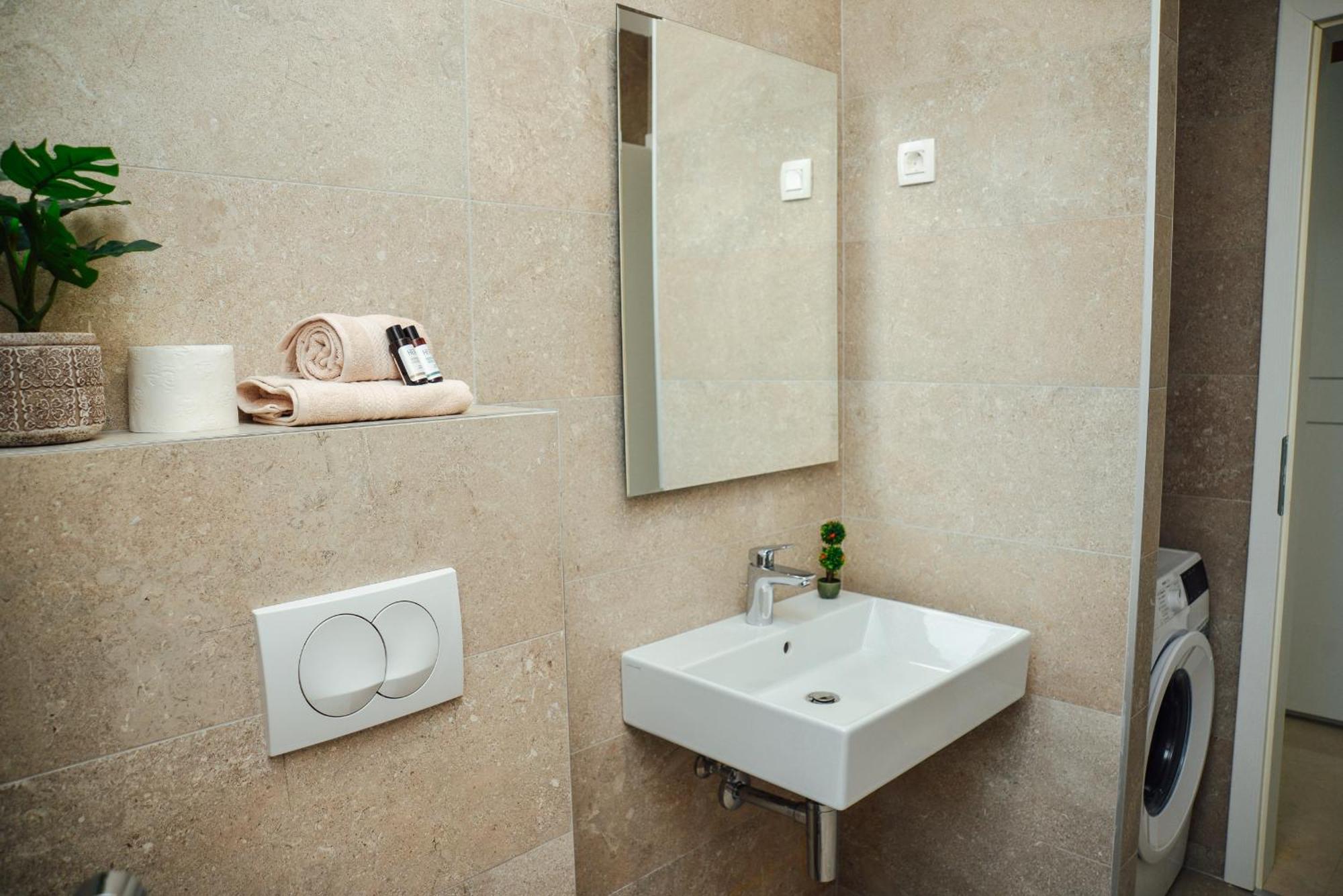 קוטור Sea View Apartment For 4 מראה חיצוני תמונה